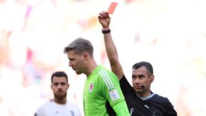 Wayne Hennessey given red card vs Iran