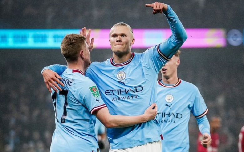 Man City beat Liverpool to reach the Carabao Cup quarter-finals in a 5 goals thriller