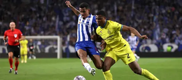 Manchester City Join Race for Denzel Dumfries Amid Interest from Manchester United and Barcelona