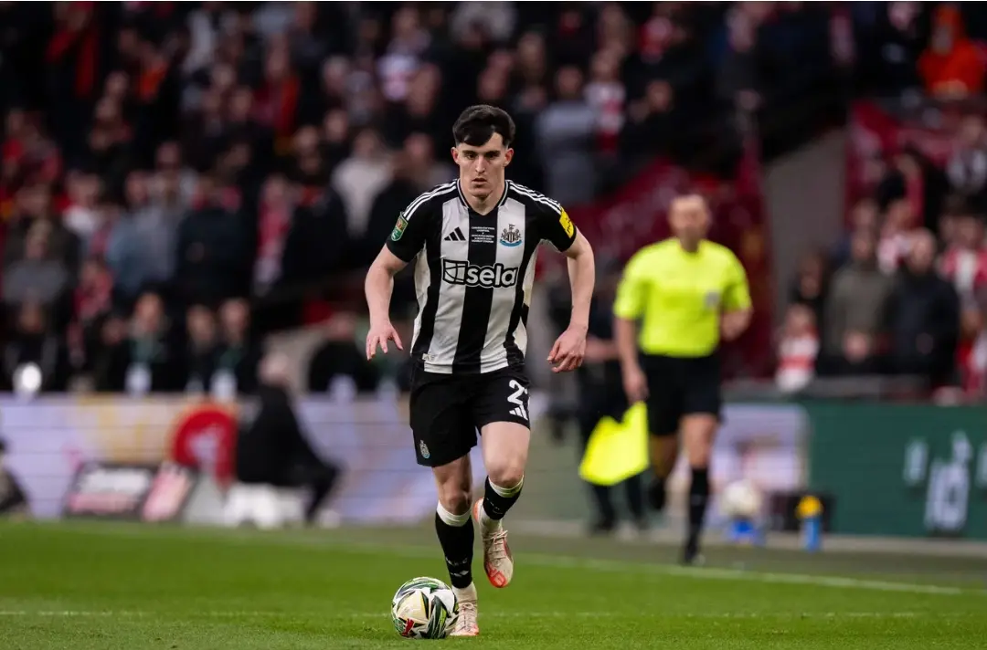 Manchester City Reopen Tino Livramento Talks, Name Two Alternatives in Right-Back Search