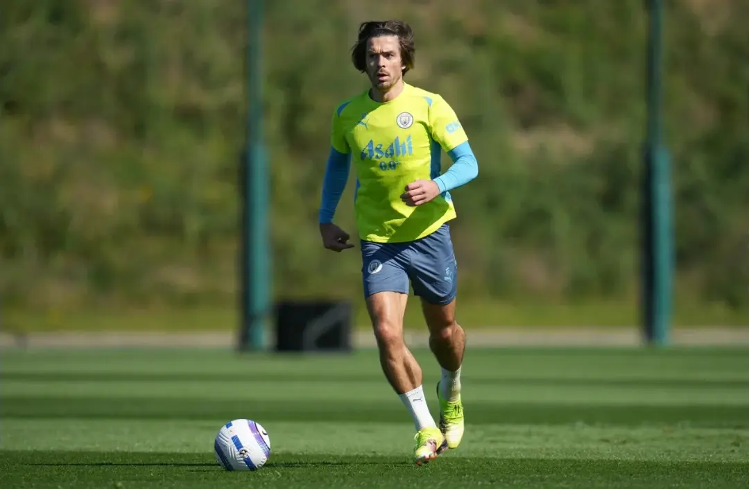 Manchester City and Everton Enter Negotiations Over Potential Jack Grealish Loan