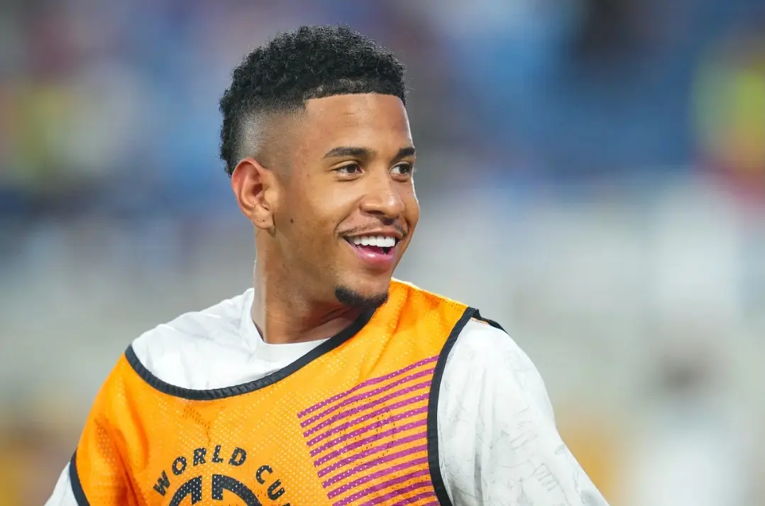 Tottenham Prepare Improved Bid for Manchester City’s Savinho