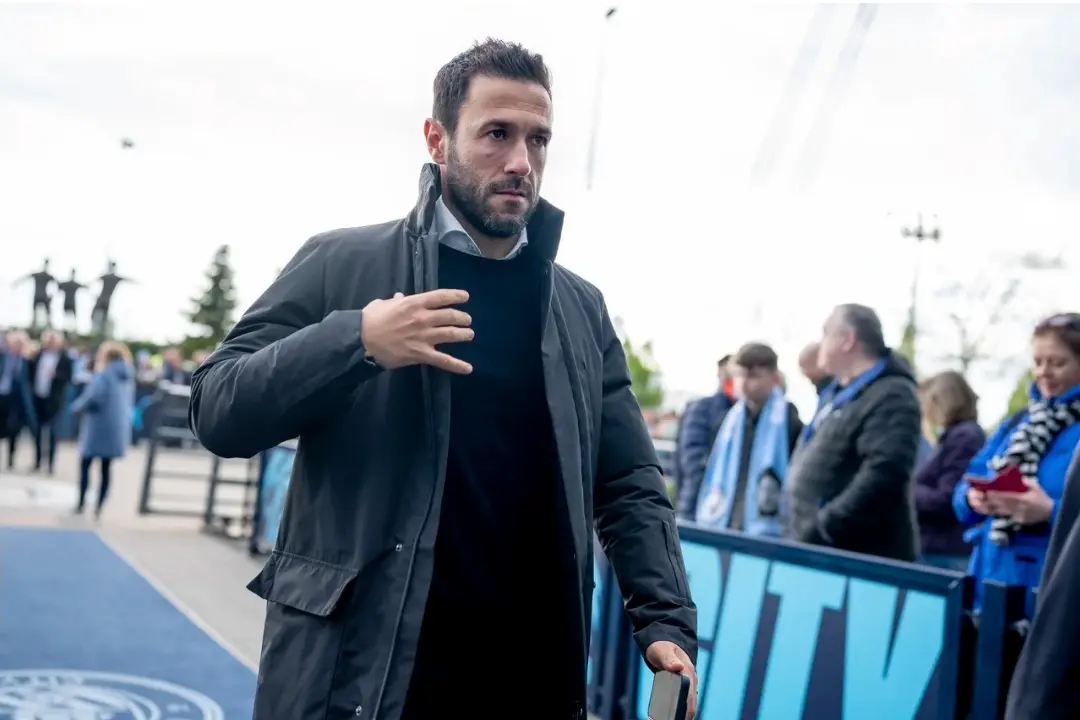 Manchester City cool interest in January right-back signing. 