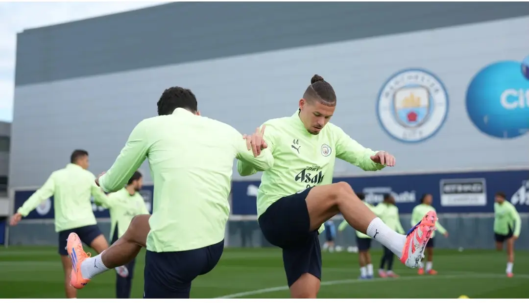 Manchester City Hold Exit Stance on Kalvin Phillips Amid Rodri Fitness Concerns