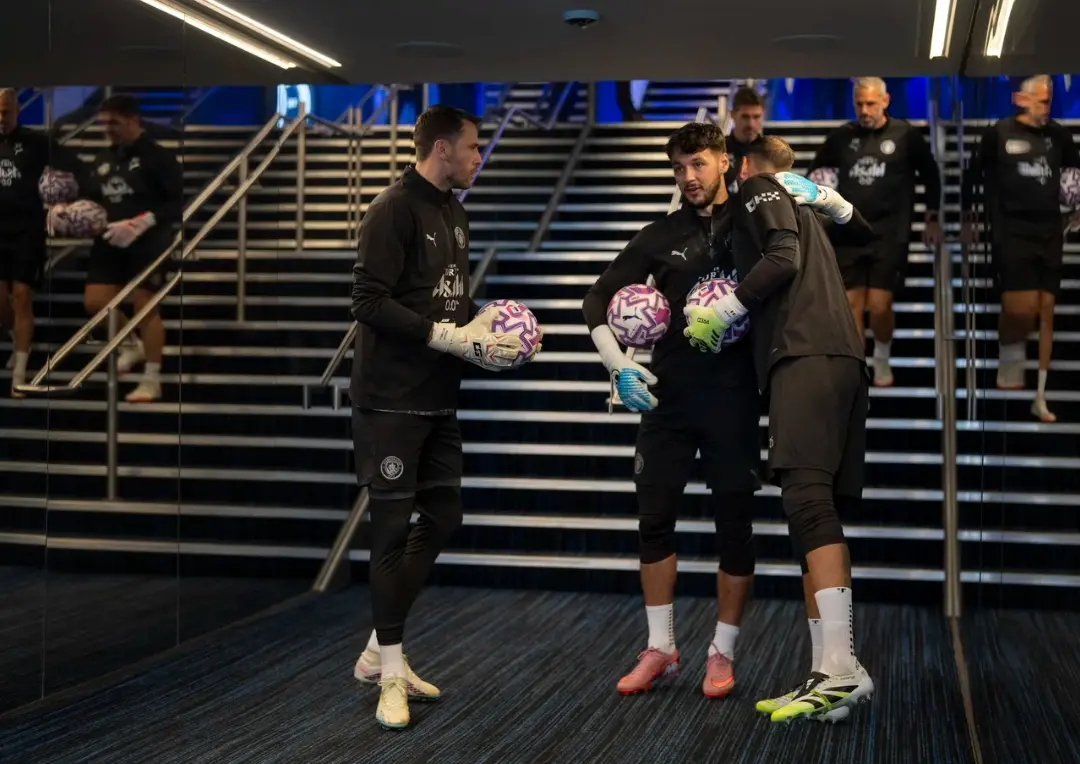 Exclusive: Gianluigi Donnarumma Snubbed by Former Man City Goalkeeper to Replicate Iconic Premier League Moment