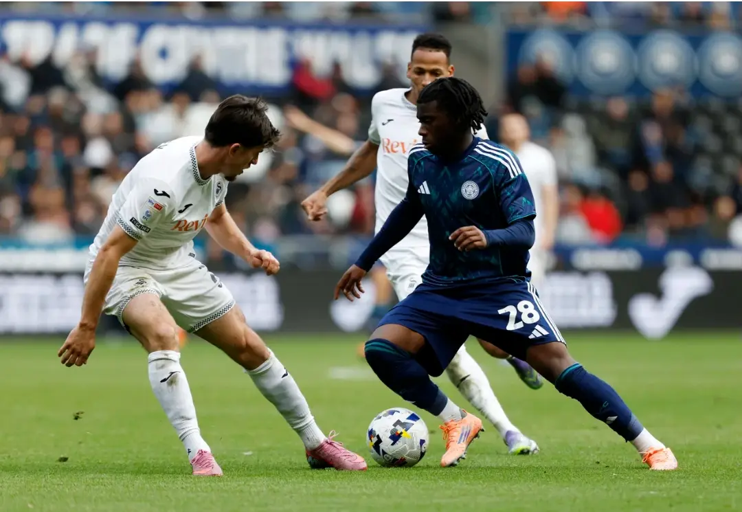 Leicester City Winger Re-Emerges as Transfer Target for Manchester City