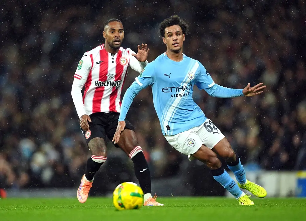 Fulham Continue Talks Over Potential Move for Manchester City’s Oscar Bobb