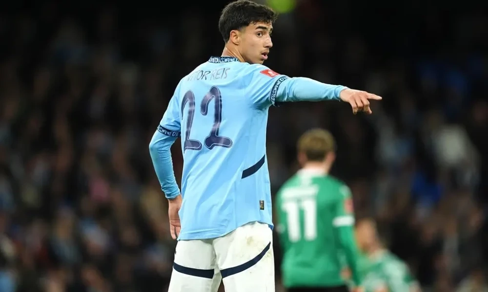 Vitor Reis Plans “Sit Down” Talks Over Manchester City Future