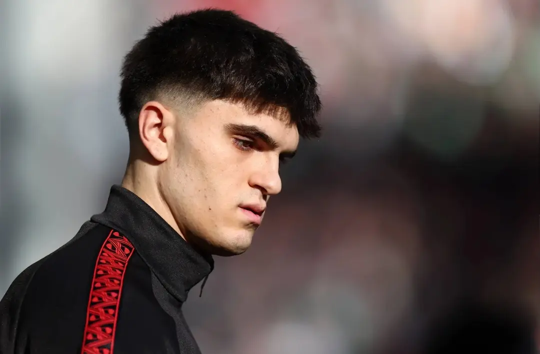 Manchester City have reportedly added highly-rated AC Milan left-back Davide Bartesaghi to their evolving defensive shortlist, placing the Premier League