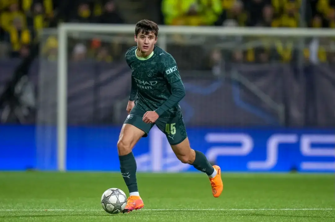 “For many, many years” – Pep Guardiola showers praise on Manchester City defender